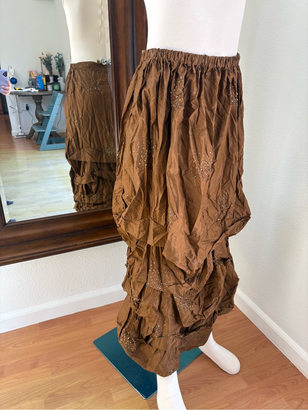Embellished Brown Maxi Skirt with Elastic Waist - Picture 2 of 6